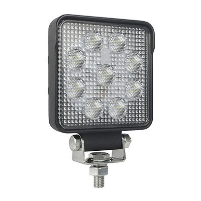 9 চিপ সহ 5 ইঞ্চি 13.5W অফ রোড ফ্লাড লাইট 3850lm জলরোধী LED পড